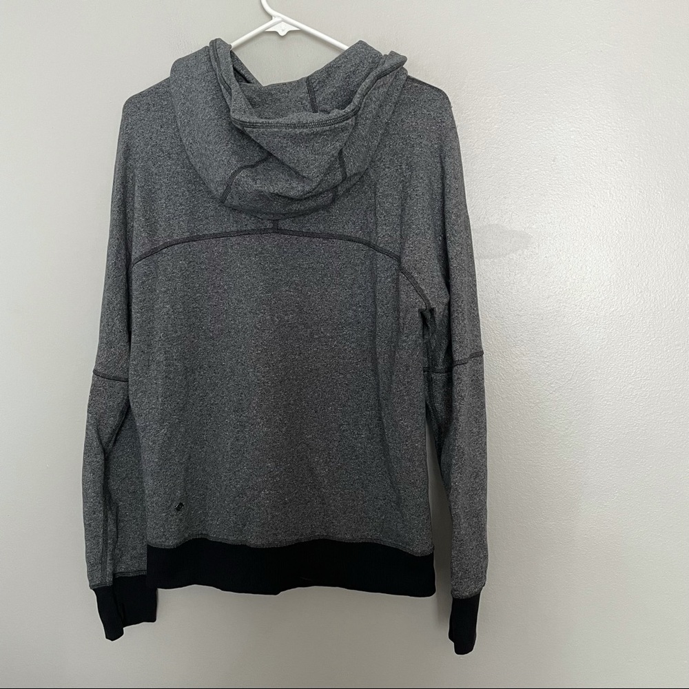 Lululemon grey hoodie pullover size 4